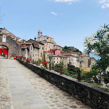 La Finestra Di Dante Apartman Mulazzo Kültér fotó