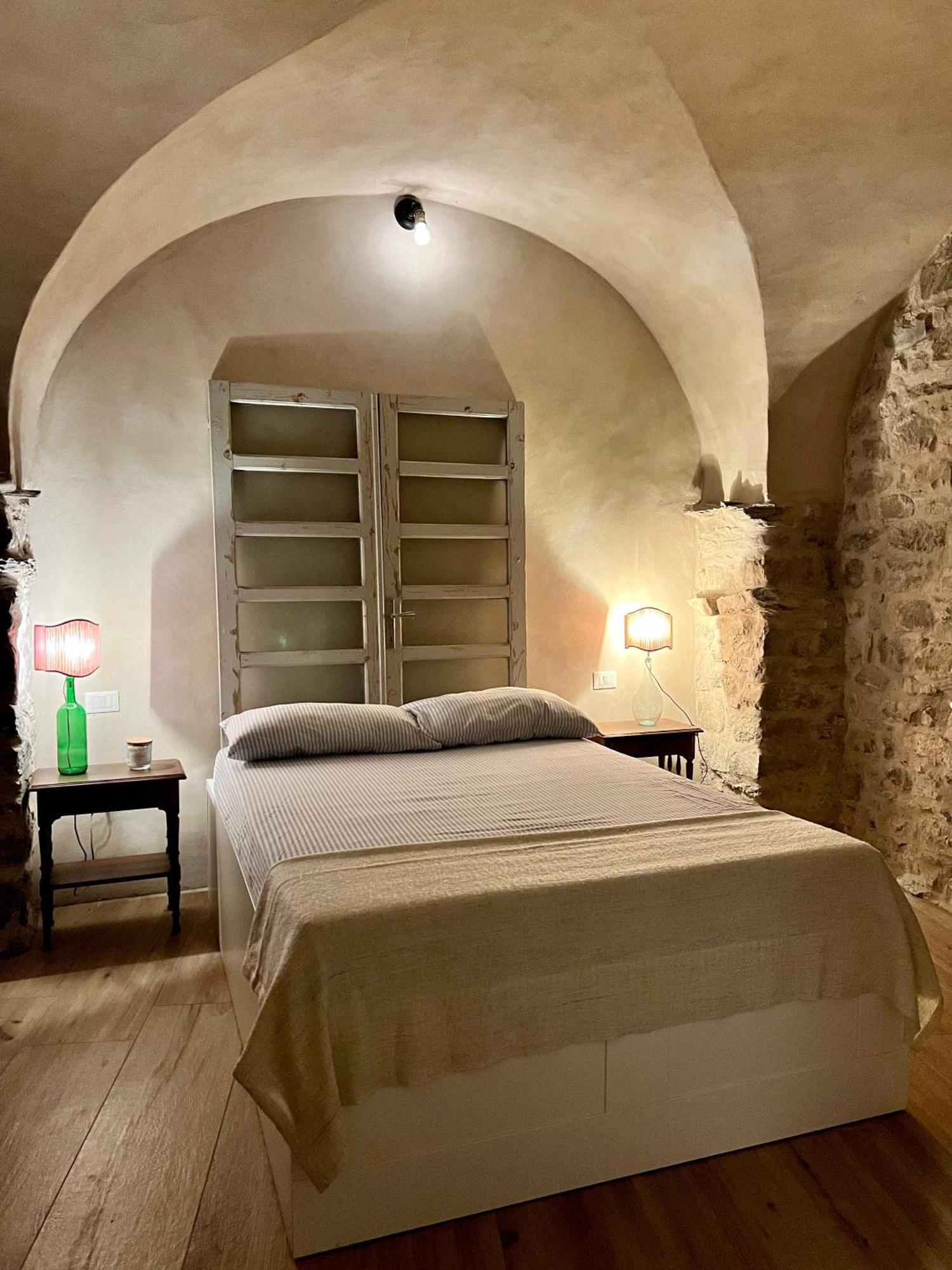 La Finestra Di Dante Apartman Mulazzo Kültér fotó